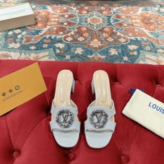 Louis Vuitton Slippers